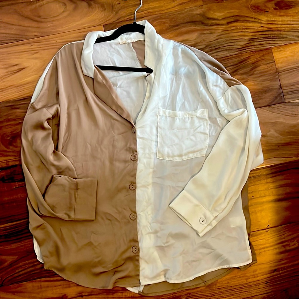 Button Down Top, Size Large OVERSIZED